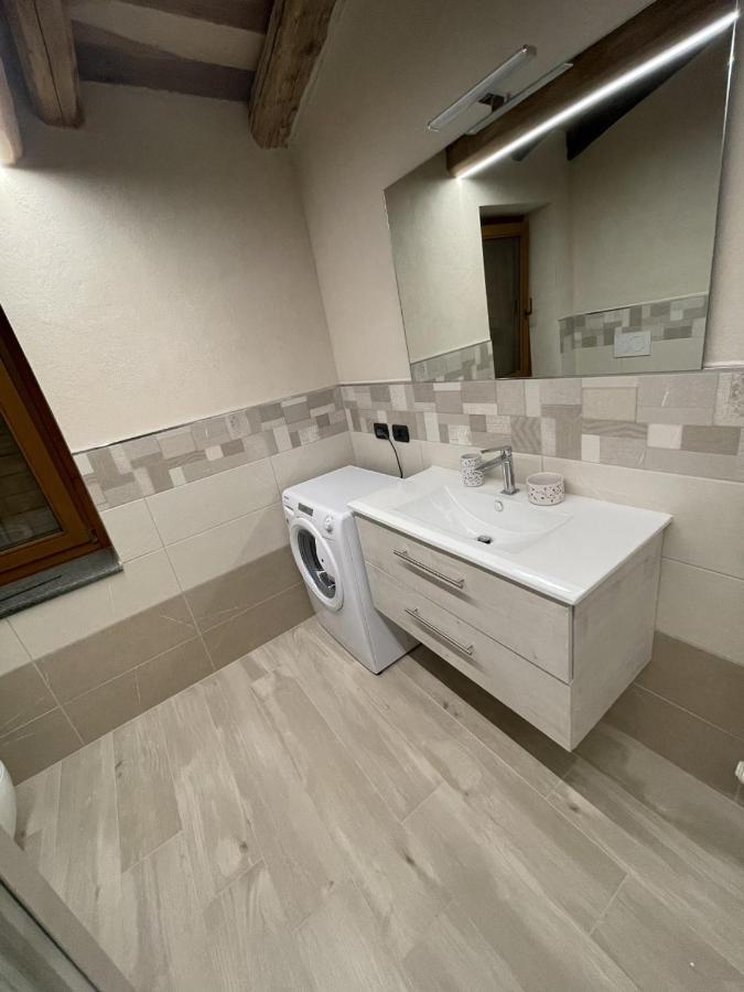 Profumo Di Legno Apartment Aosta Bagian luar foto